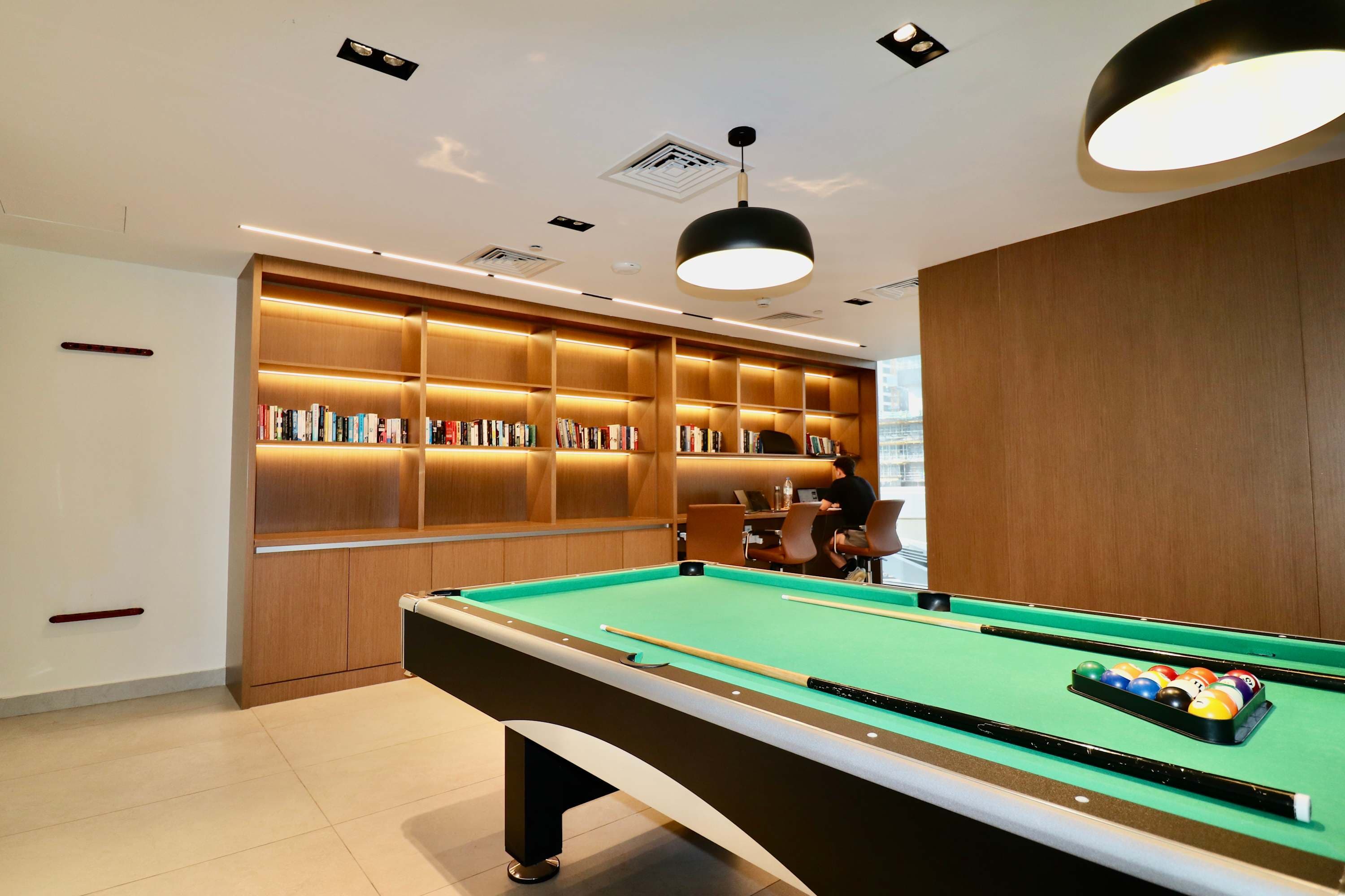 Rentico | Lux 1BR Burj Khalifa View | Business Bay — photo 21