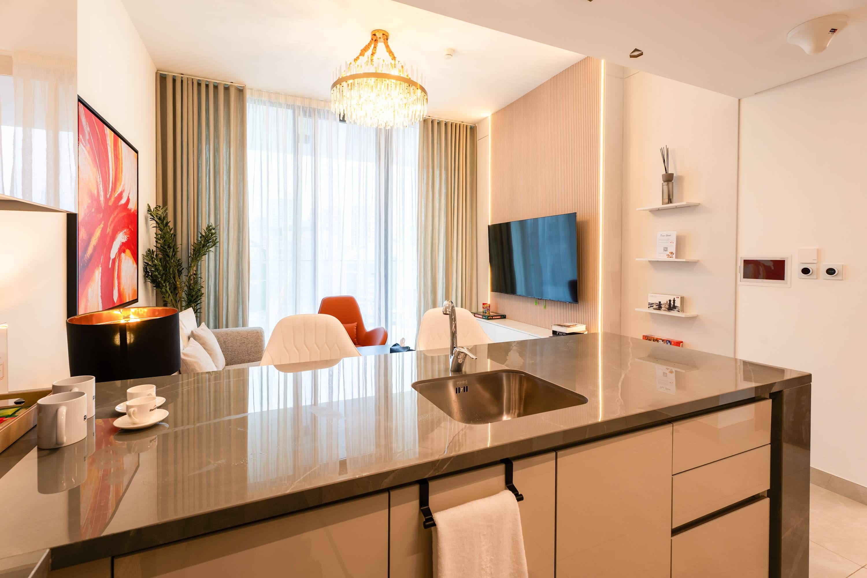 Rentico | Lux 1BR Burj Khalifa View | Business Bay — photo 11
