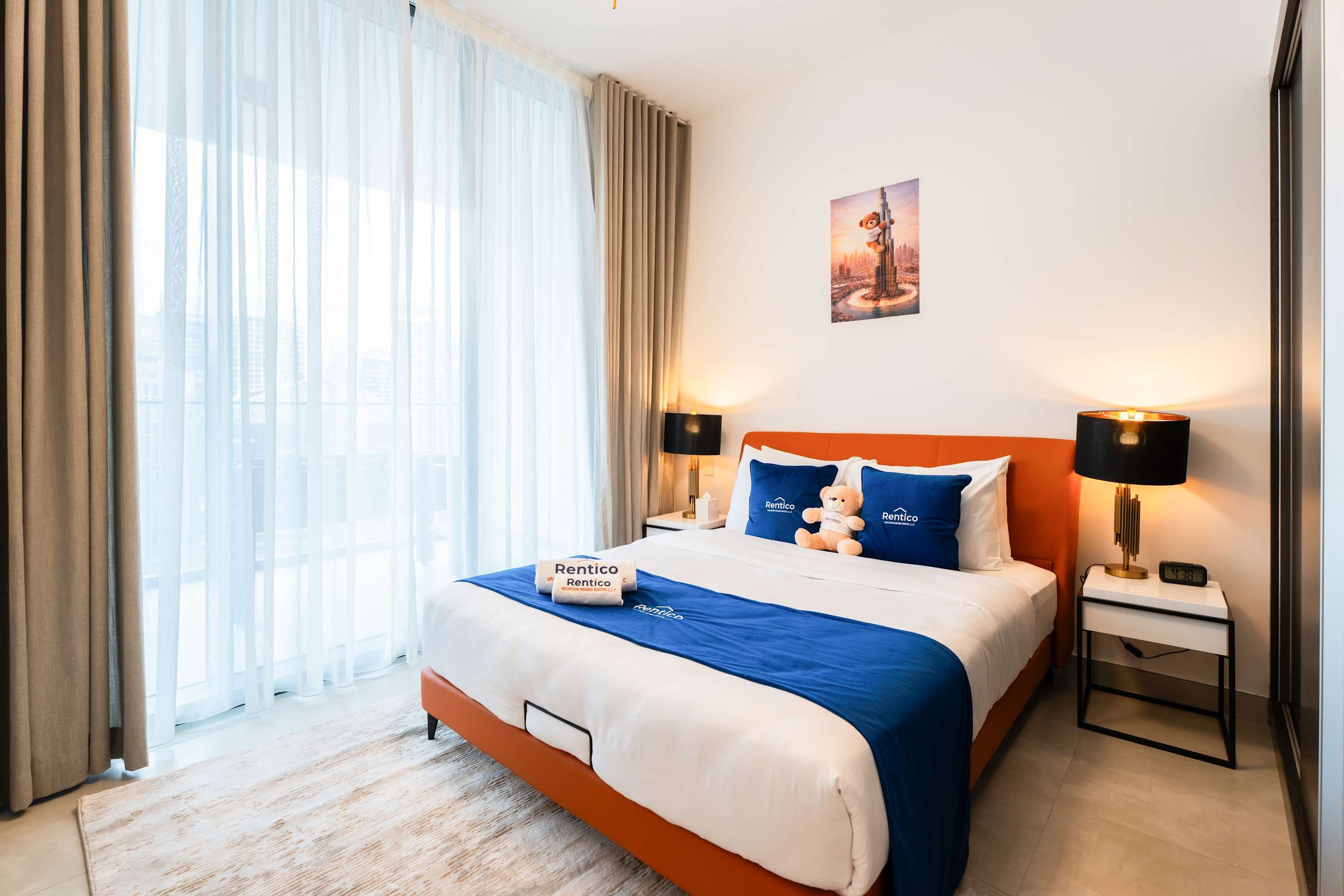 Rentico | Lux 1BR Burj Khalifa View | Business Bay — photo 8