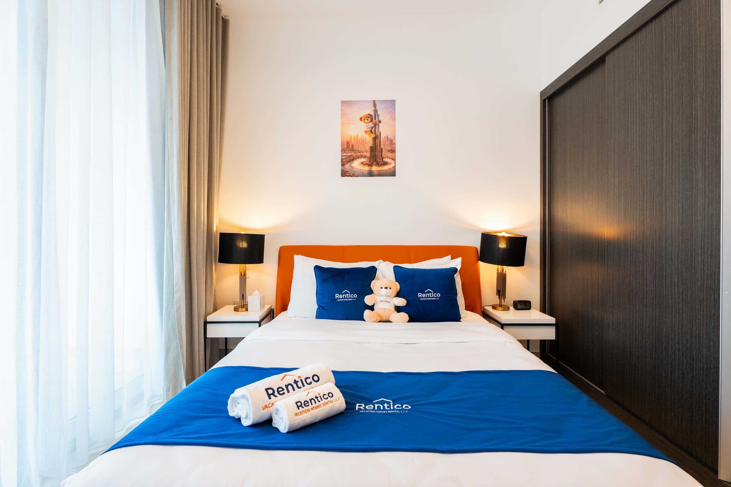 Rentico | Lux 1BR Burj Khalifa View | Business Bay — photo 7