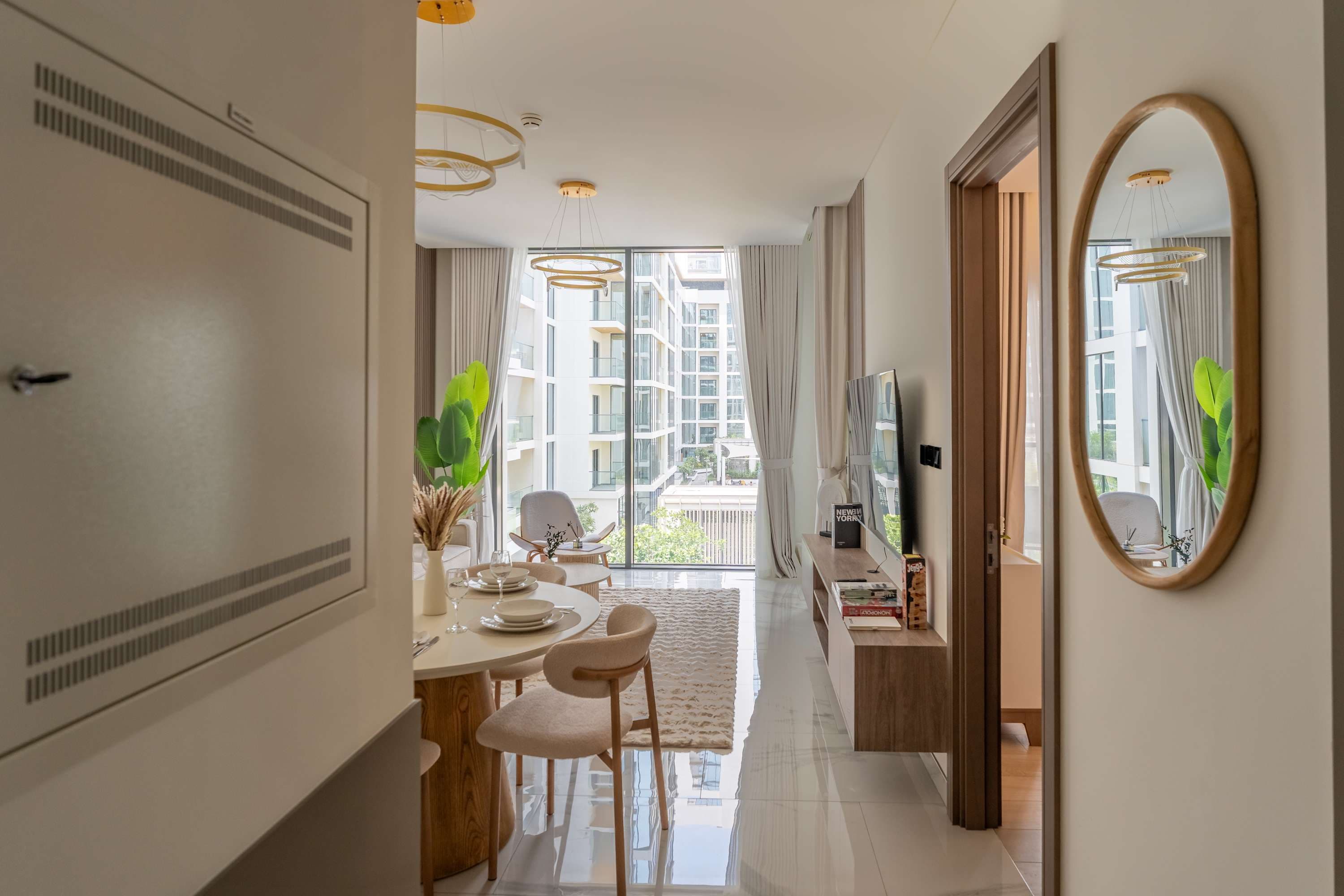 Rentico | 1BR | Pool View | Gym & Desk | Hartland — photo 13