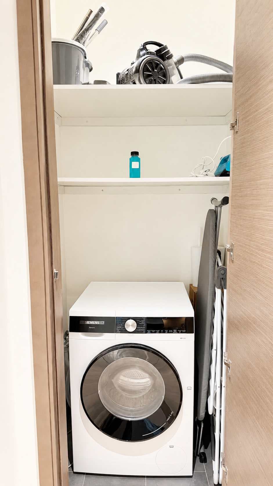 Rentico | 1BR | Pool View | Gym & Desk | Hartland — photo 19
