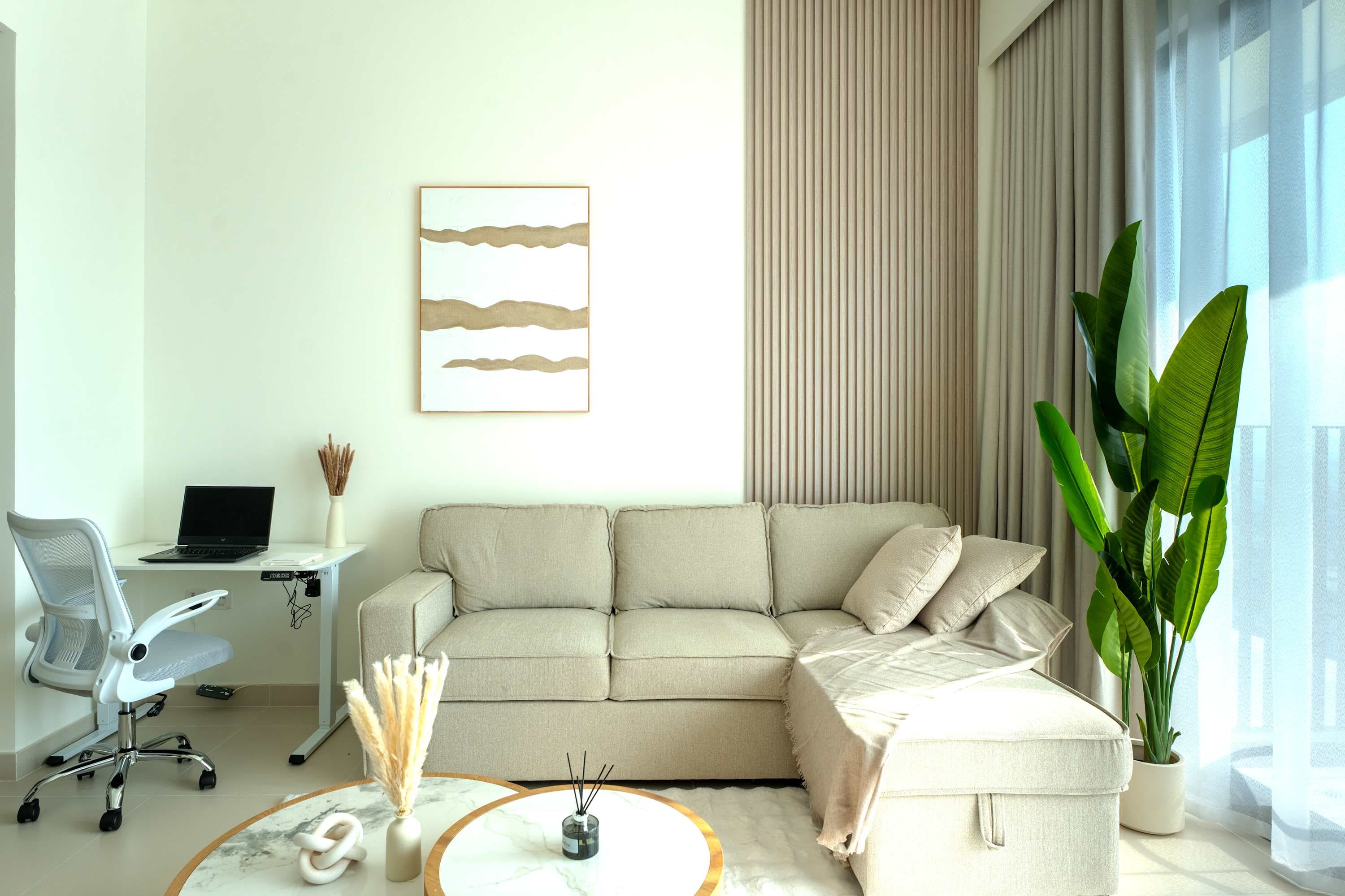 Rentico l Workspace 1BR Hills Park l Pool & Mall — photo 9