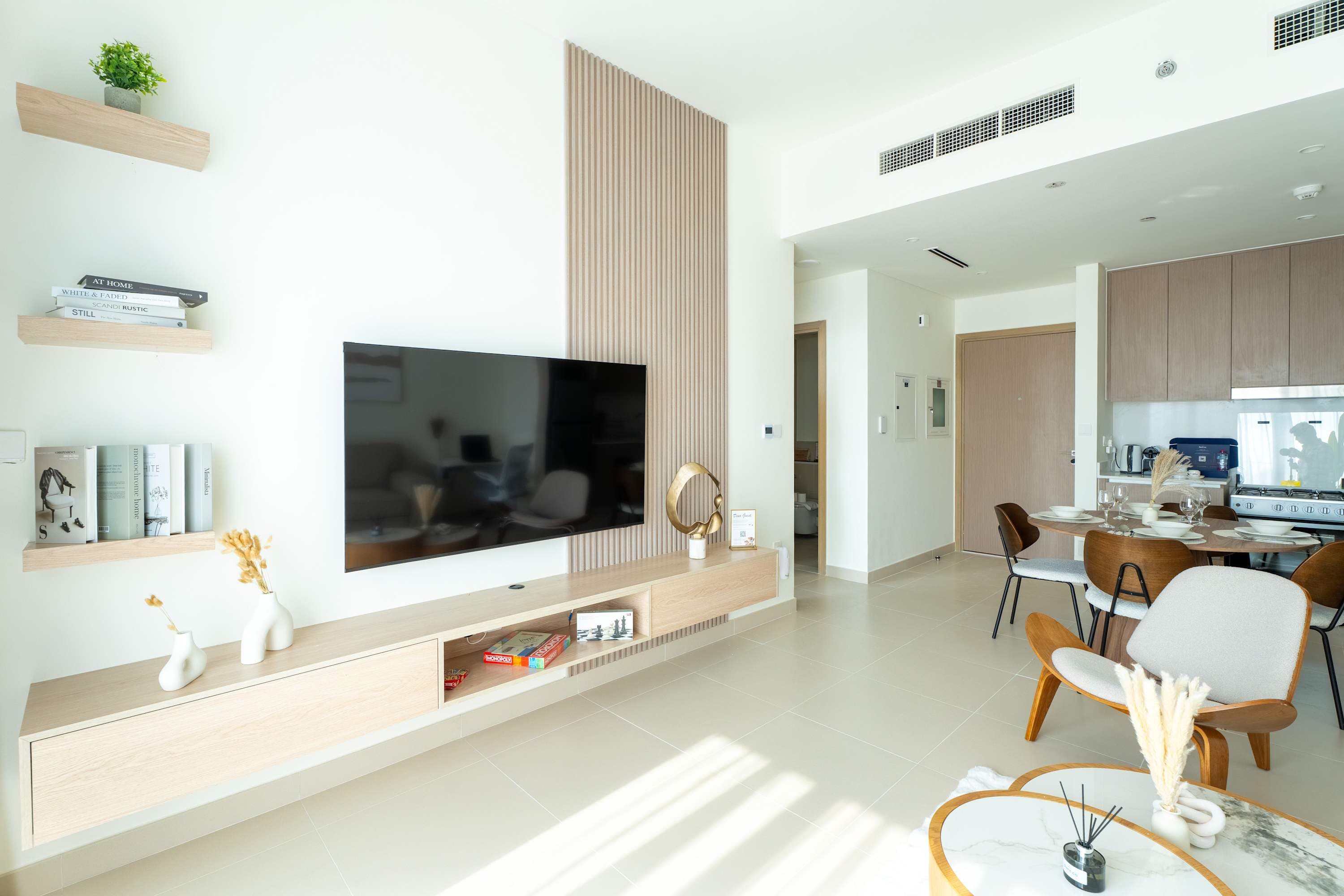 Rentico l Workspace 1BR Hills Park l Pool & Mall — photo 11