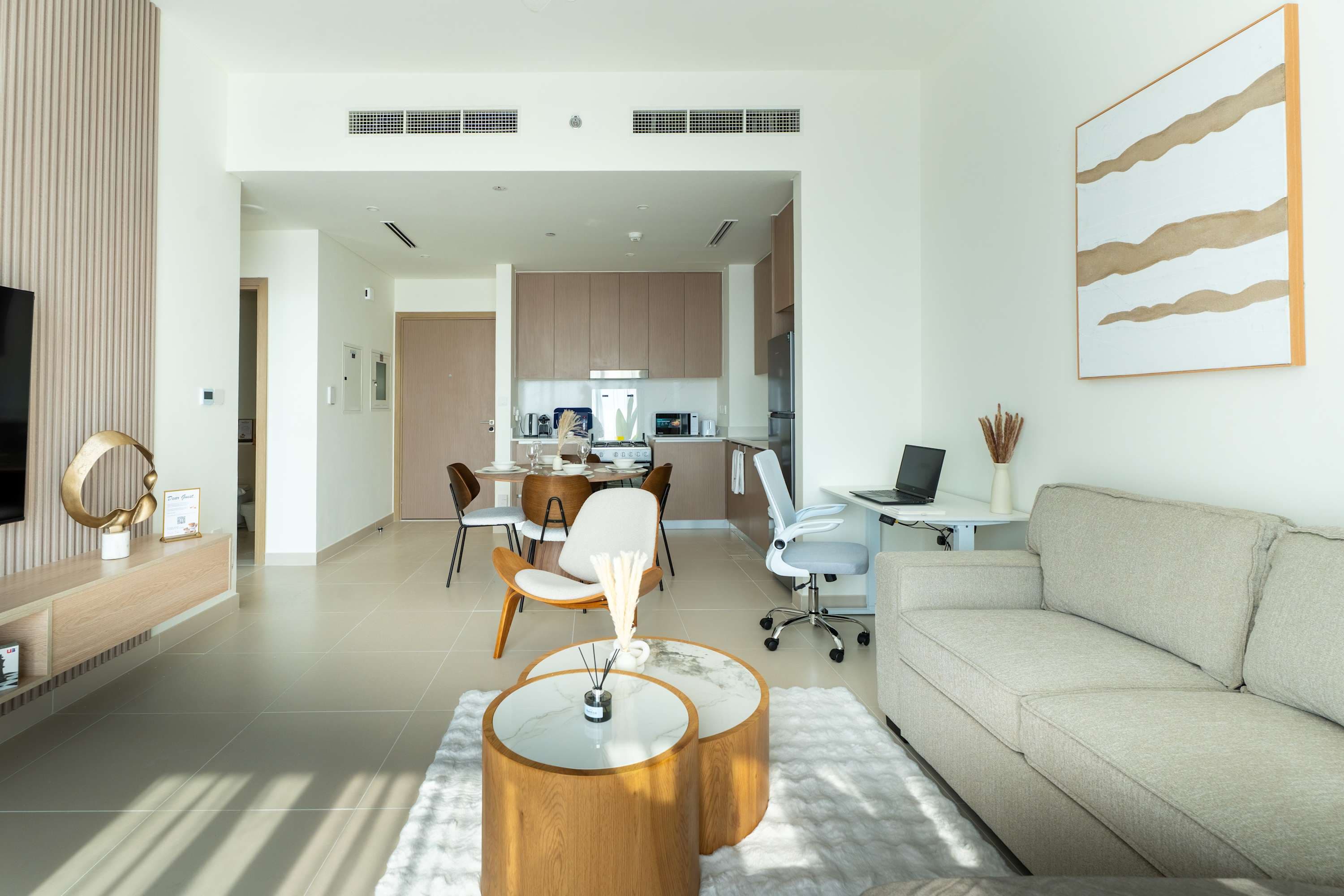Rentico l Workspace 1BR Hills Park l Pool & Mall — photo 23