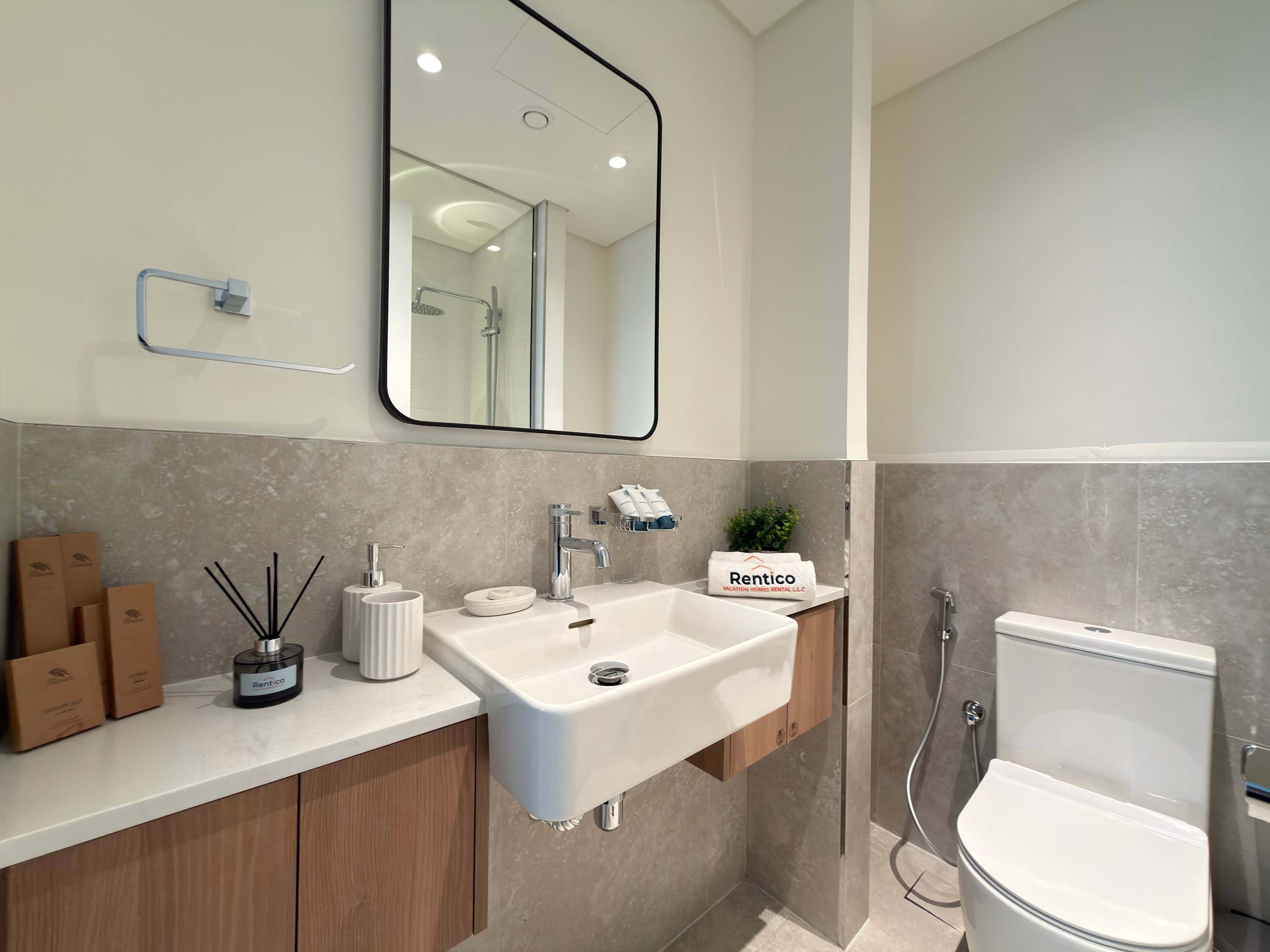 Rentico | 2BR + Office | Pool & Skyline View | JVT โ photo 15