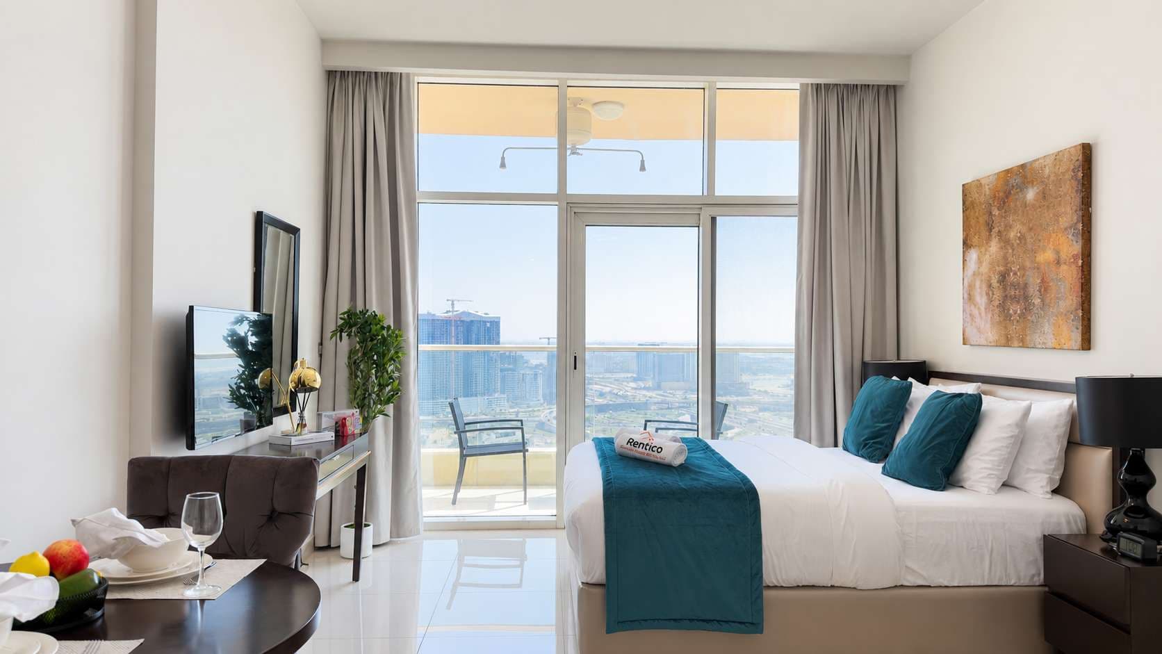 Rentico | High-Floor Studio | Skyline View & Pool โ photo 4