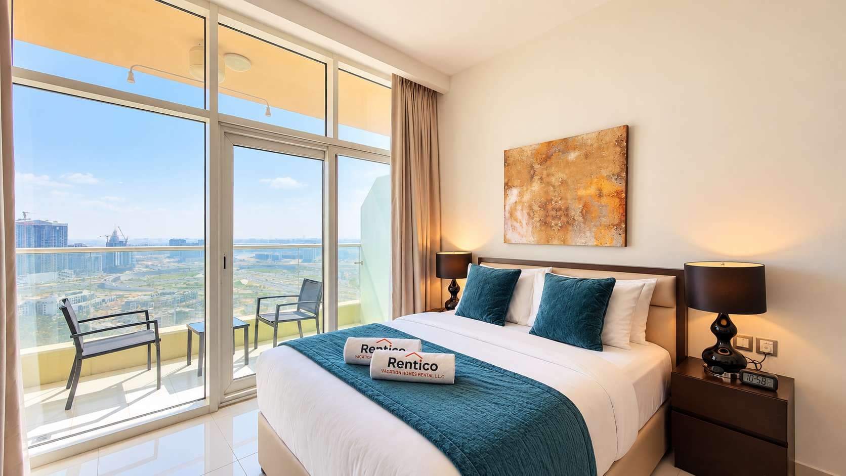 Rentico | High-Floor Studio | Skyline View & Pool โ photo 2