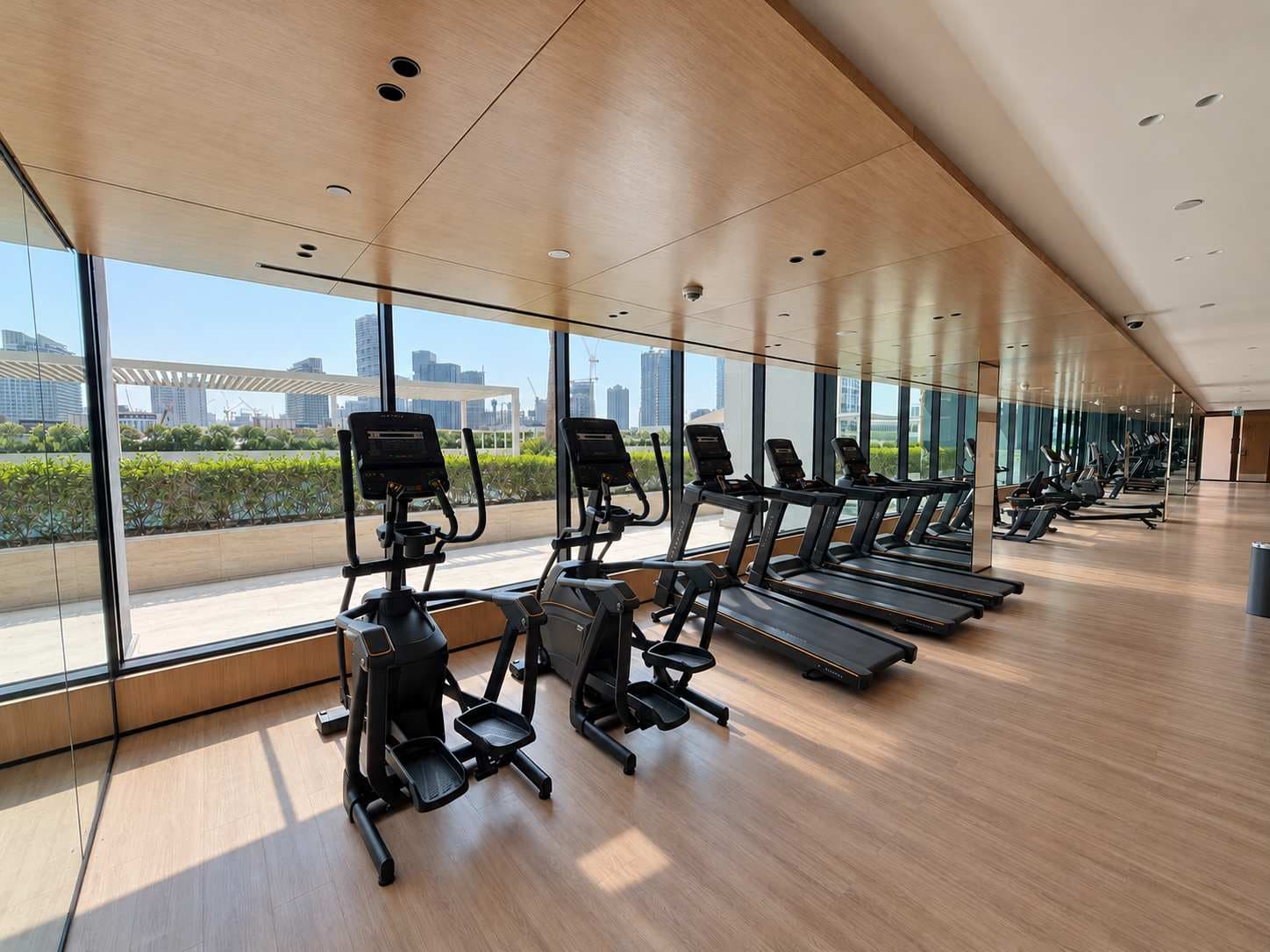 Rentico | 1BR Sleeps 4 | Skyline Balcony & Pool โ photo 21