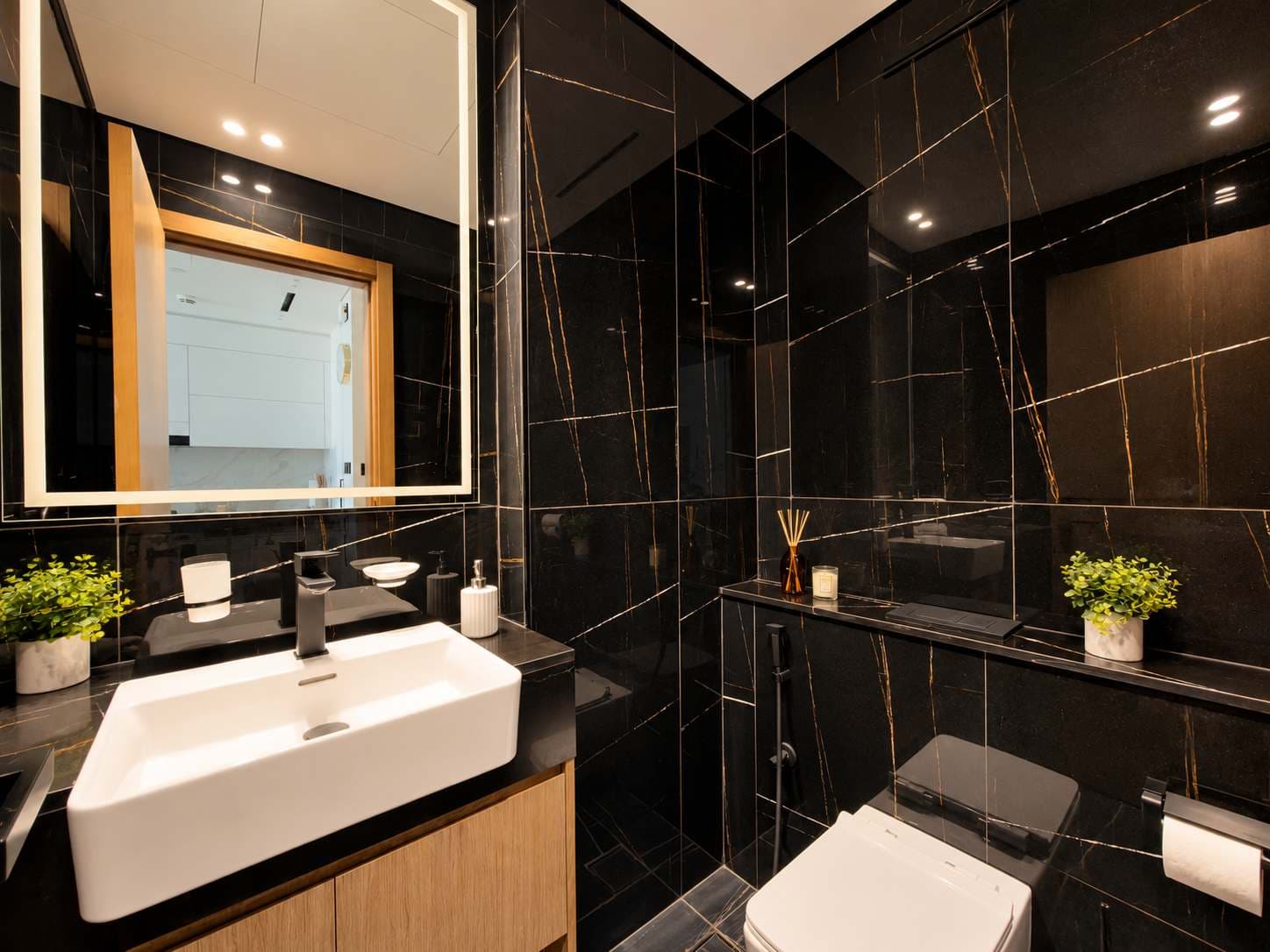 Rentico | 1BR Sleeps 4 | Skyline Balcony & Pool โ photo 14